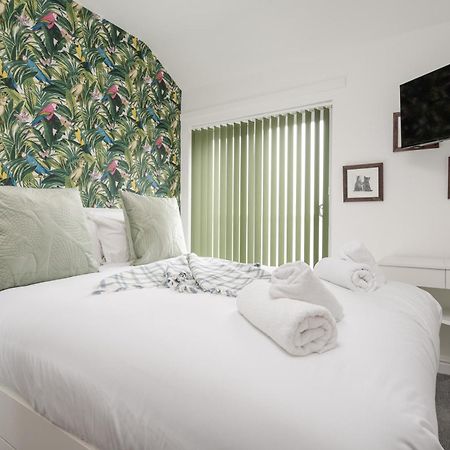 Buxton Apartment - 1 Bed, Free Parking, Wi-Fi Hazel Grove Εξωτερικό φωτογραφία