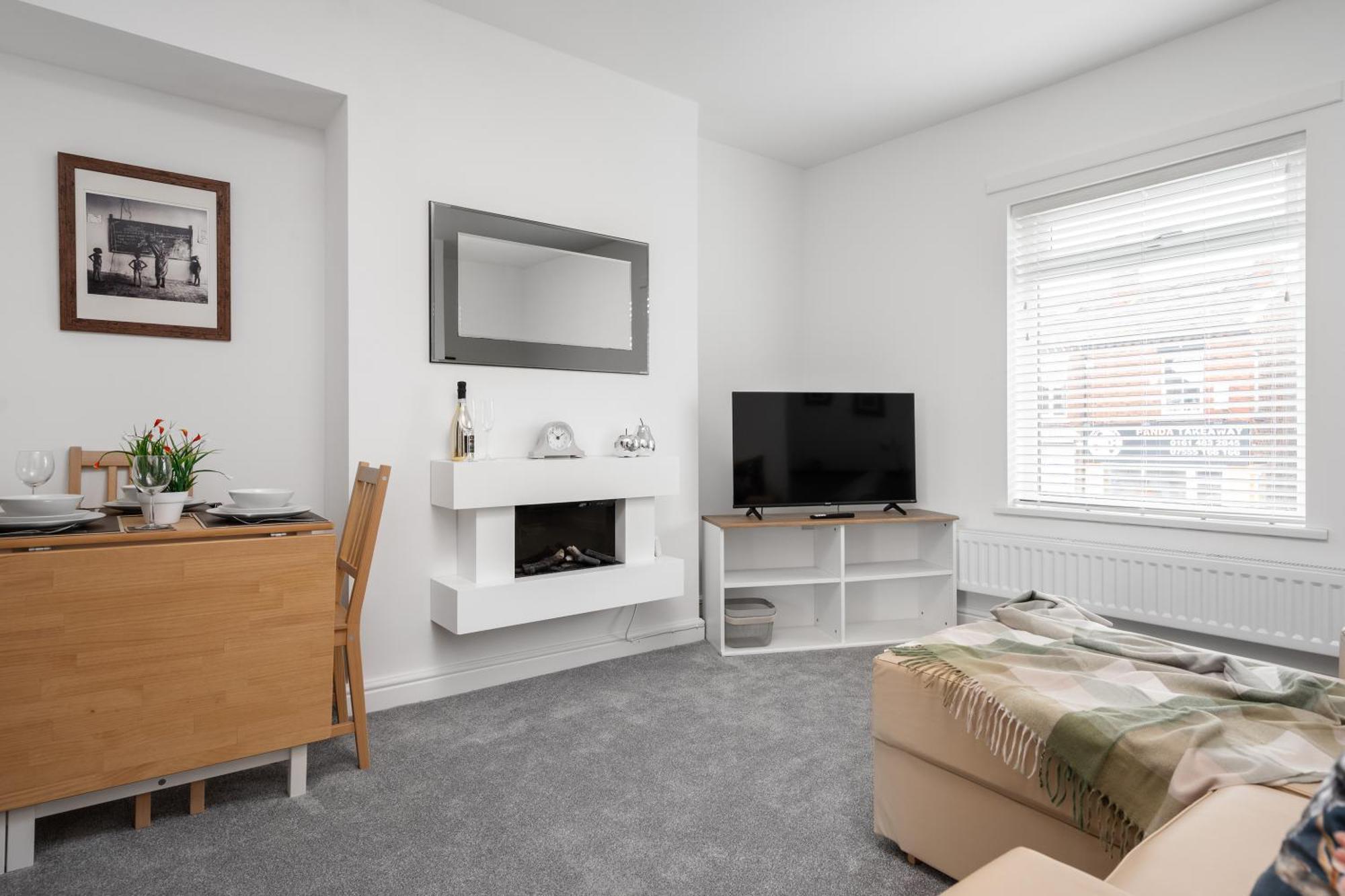 Buxton Apartment - 1 Bed, Free Parking, Wi-Fi Hazel Grove Εξωτερικό φωτογραφία